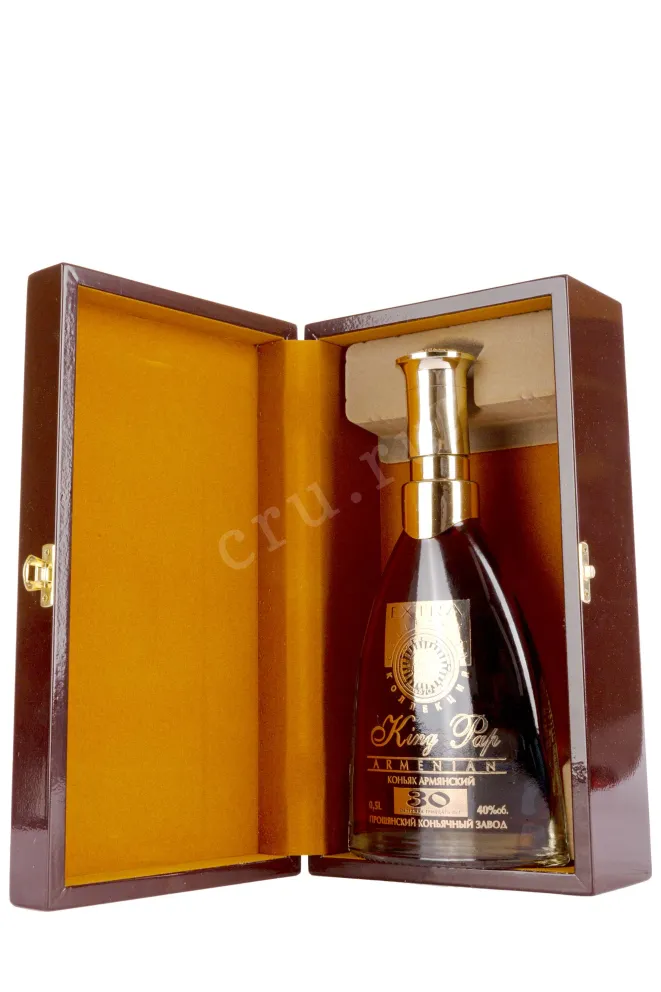 Коньяк Царь Пап Экстра 30 летний в деревянной упаковке  0.5 л