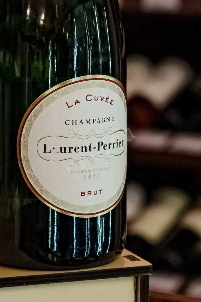 В магазине Крю Профи Laurent-Perrier La Cuvee in gift box 2021 0.75 л