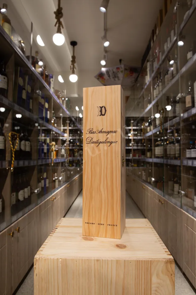 В магазине Крю Профи Dartigalongue 1983 0.5 л