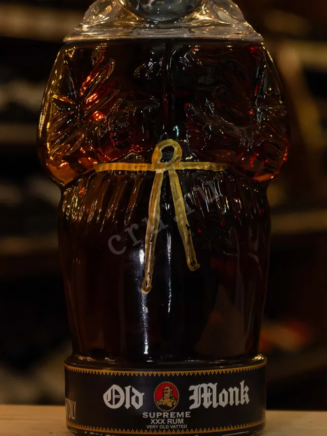 В магазине Крю Профи Old Monk XXX Supreme 0.75 л