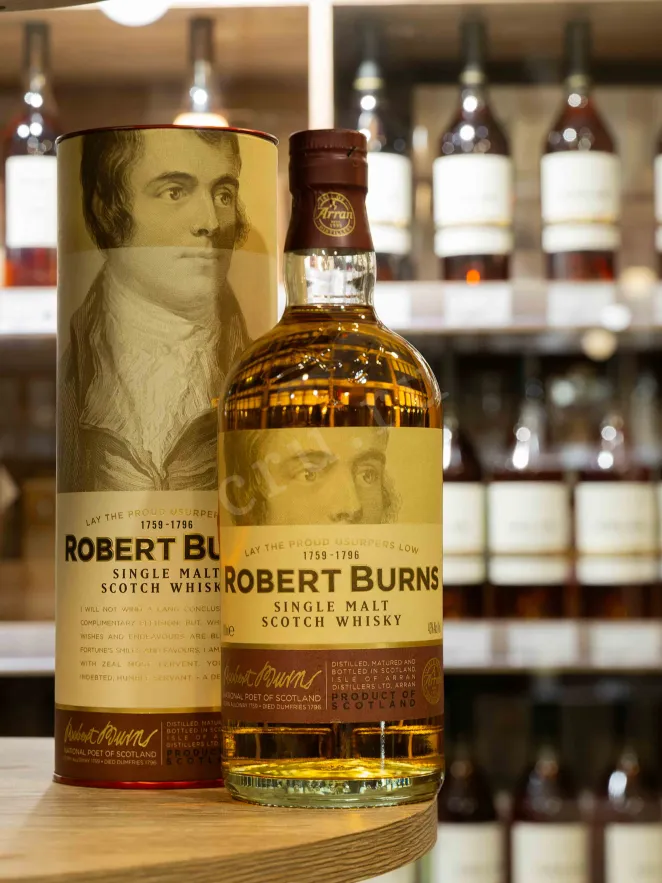 В магазине Крю Профи Robert Burns Single Malt in tube 0.7 л