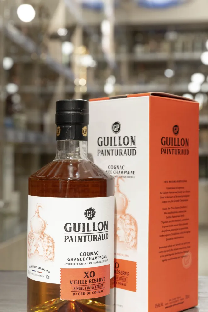 В магазине Крю Профи Guillon Painturaud XO Vielle Reserve 1er Cru de Cognac in gift box 0.7 л