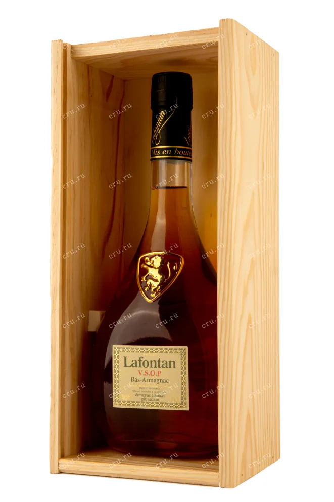 В деревянной коробке Lafontan VSOP 0.7 л