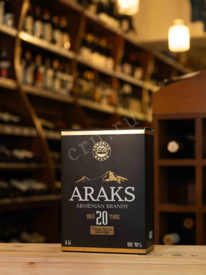 В магазине Крю Профи Araks 20 years 0.5 л