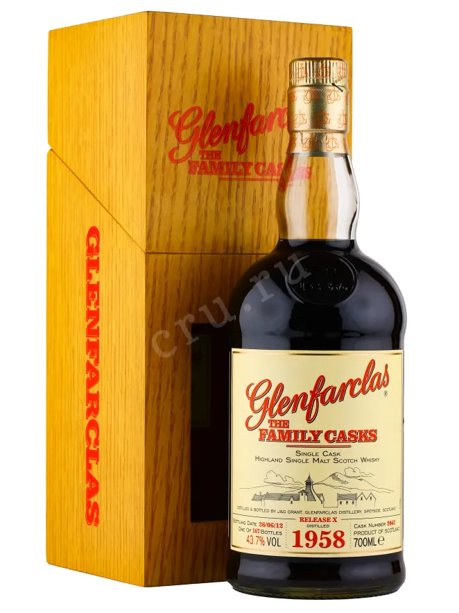 Виски Glenfarclas Family Cask 1958 0.7 л