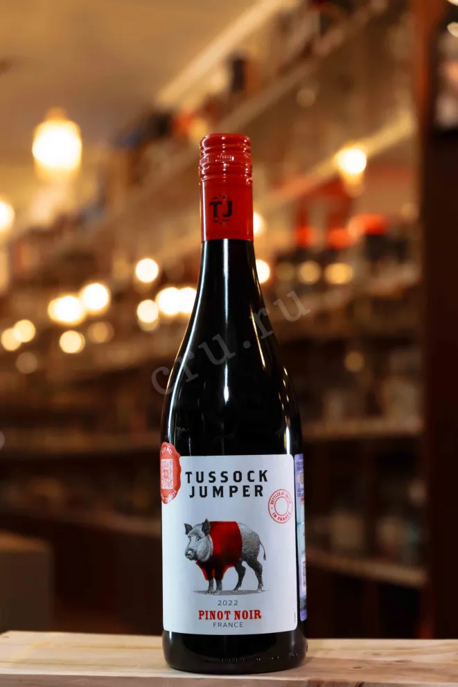 В магазине Крю Профи Tussock Jumper Pinot Noir 2022 0.75 л