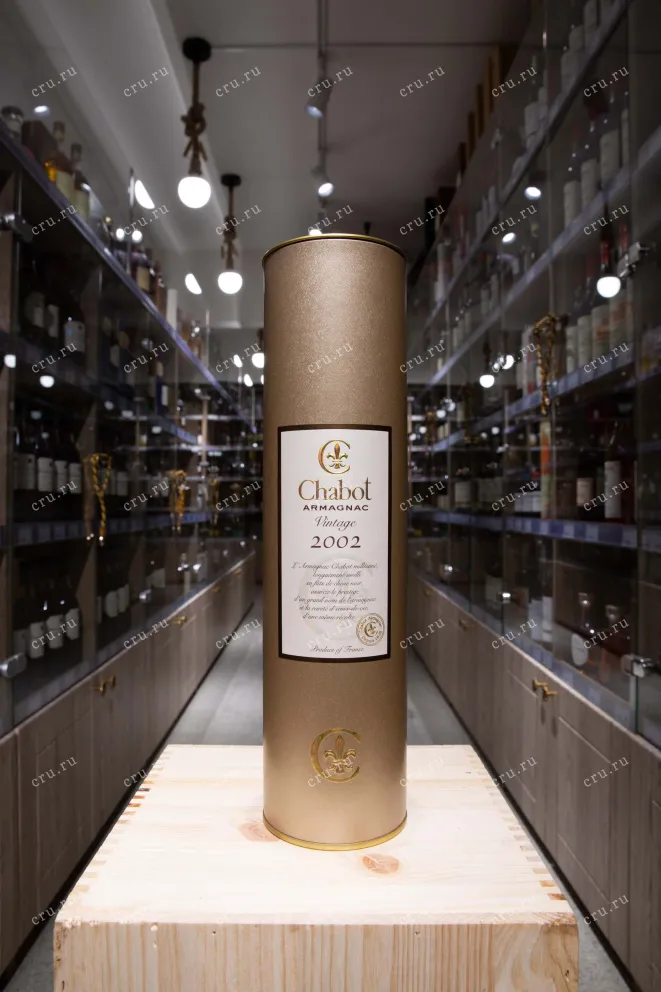 В магазине Крю Профи Chabot Vintage in tube 2002 0.7 л
