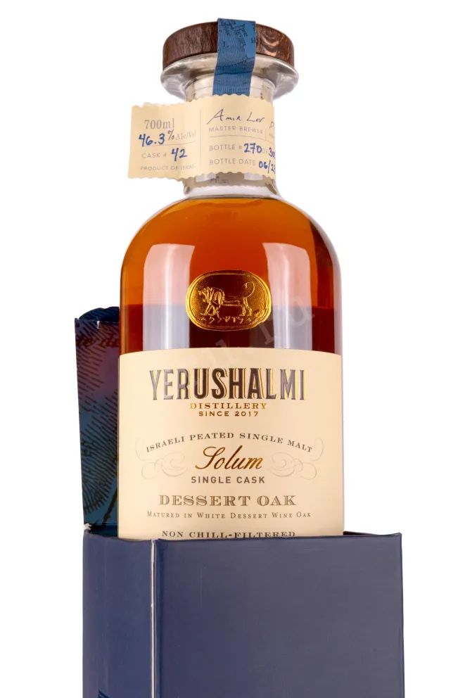 В подарочной коробке Yerushalmi Solum Dessert Oak gift box 0.7 л