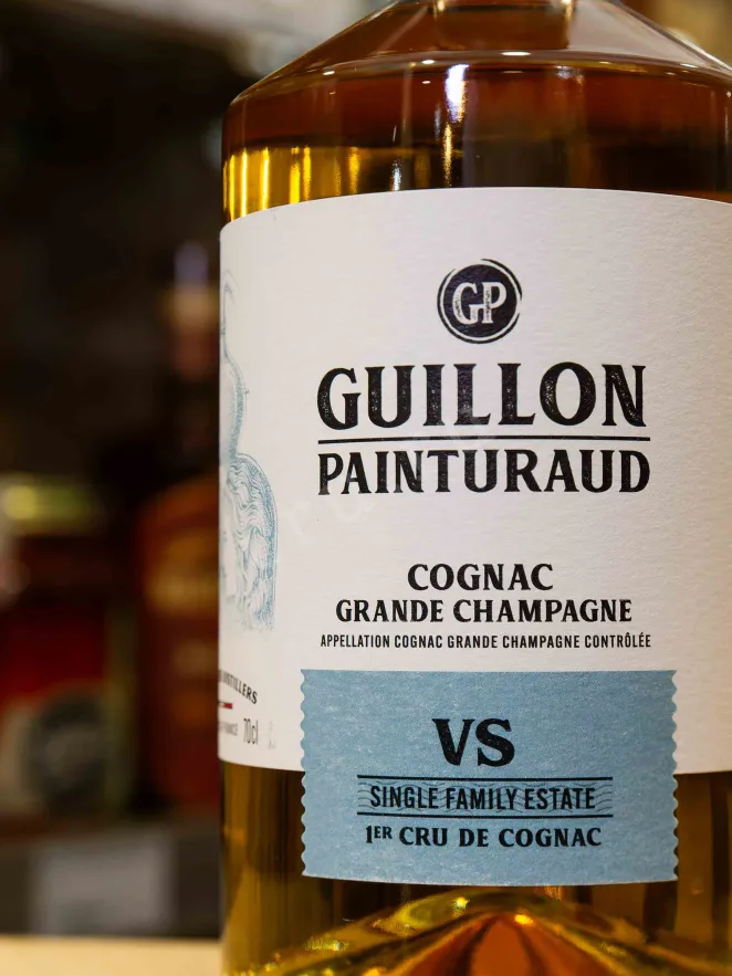 В магазине Крю Профи Guillon Painturaud VS 1er Cru de Cognac 0.7 л