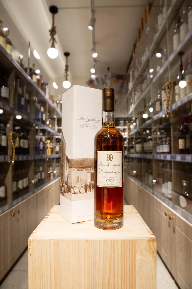 В магазине Крю Профи Dartigalongue VSOP AOC gift box 0.5 л