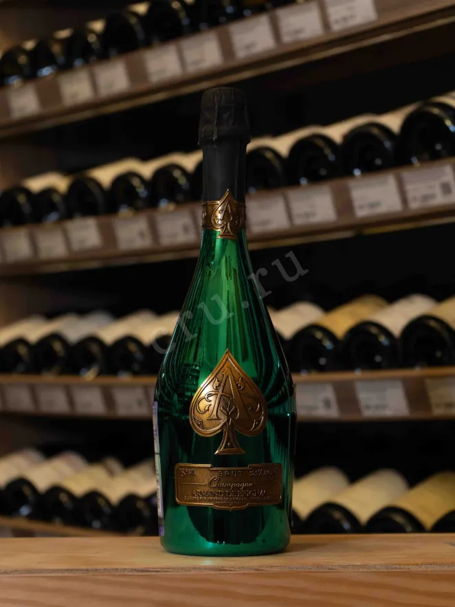В магазине Крю Профи Armand de Brignac Gold Brut 2020 0.75 л