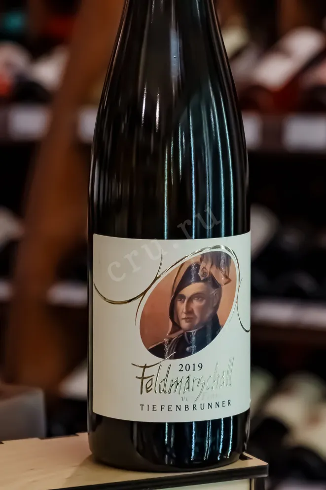 В магазине Крю Профи Tiefenbrunner Feldmarschall Muller Thurgau 2019 0.75 л