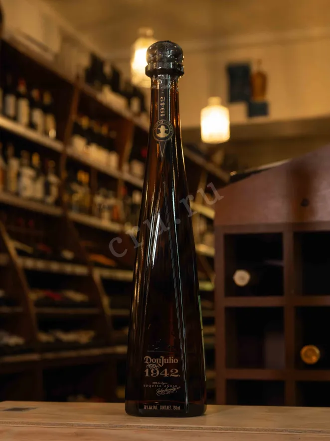 В магазине Крю Профи Don Julio 1942 0.75 л