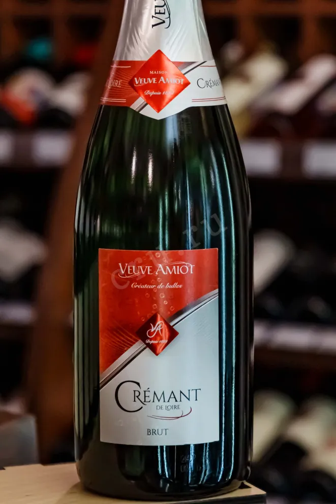 В магазине Крю Профи Veuve Amiot Creamant de Loire 2023 0.75 л