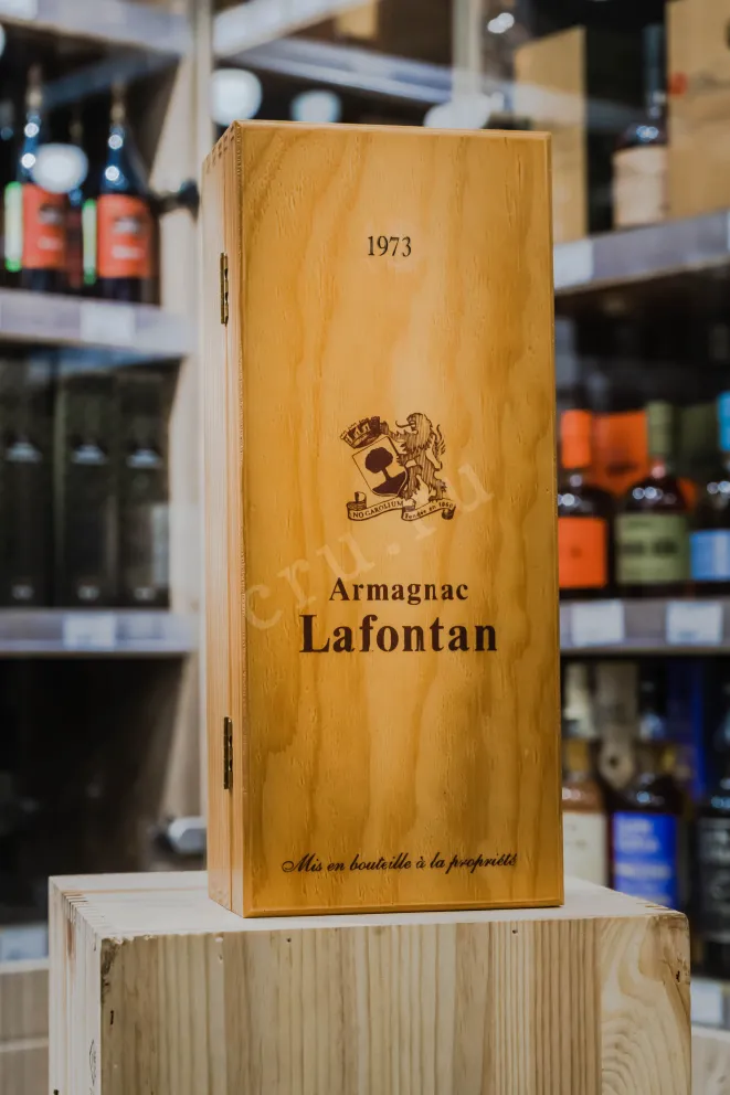 В магазине Крю Профи Lafontan 1973 0.7 л