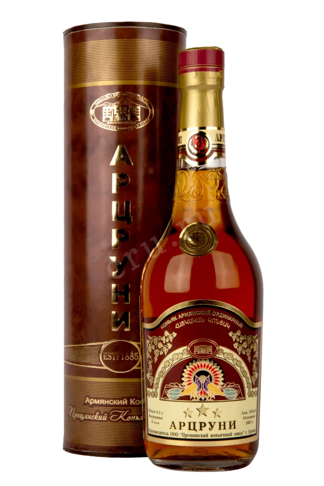 Коньяк Арцруни 3 года в тубе  0.5 л