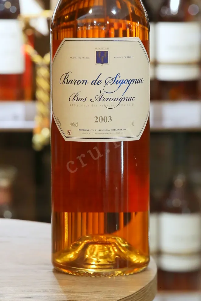 В магазине Крю Профи Baron de Sigognac wooden box 2003 0.7 л