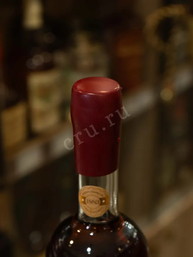 Пробка Jean Cave Vieil Armagnac AOC wooden box 1973 0.7 л