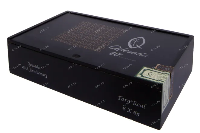 Коробка сигар Quesada 40th Anniversary Toro Real