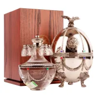 Водка Императорская Коллекция Супер Премиум Фаберже серебро деревянная коробка  0.7 л