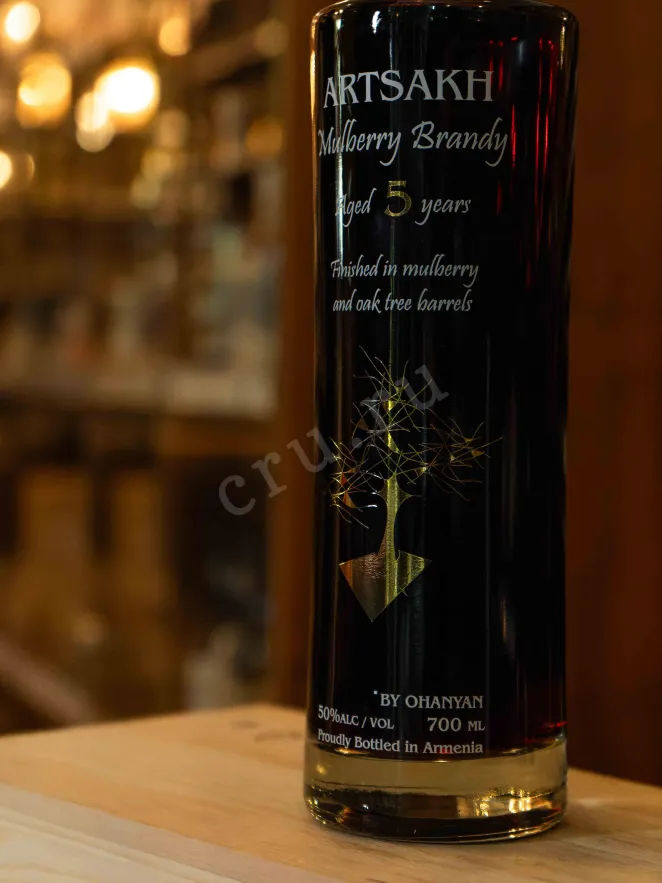 В магазине Крю Профи Artsakh Mulberry Brandy in tube 0.7 л
