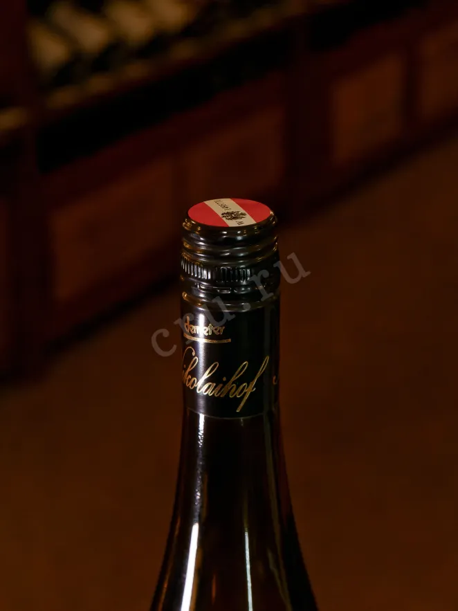 Пробка Nikolaihof Wachau Hefeabzug Gruner Veltliner 2021 0.75 л