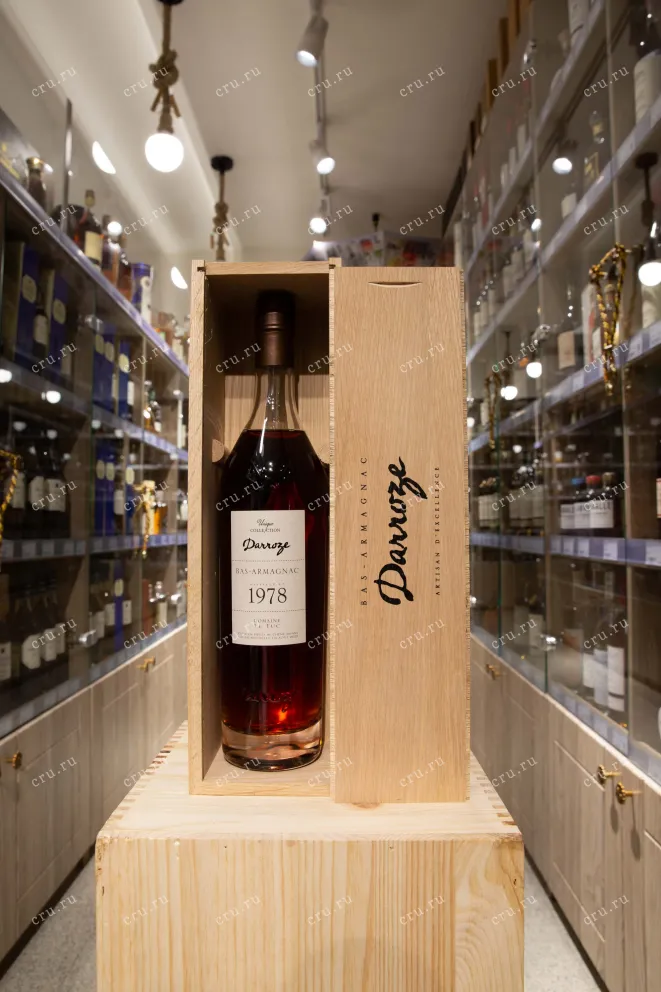 В магазине Крю Профи Darroze wooden box 1978 0.7 л
