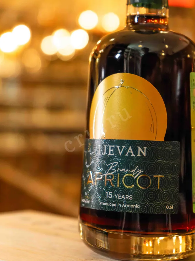 В магазине Крю Профи Ijevan Apricot Brandy 15 years in gift box 0.5 л