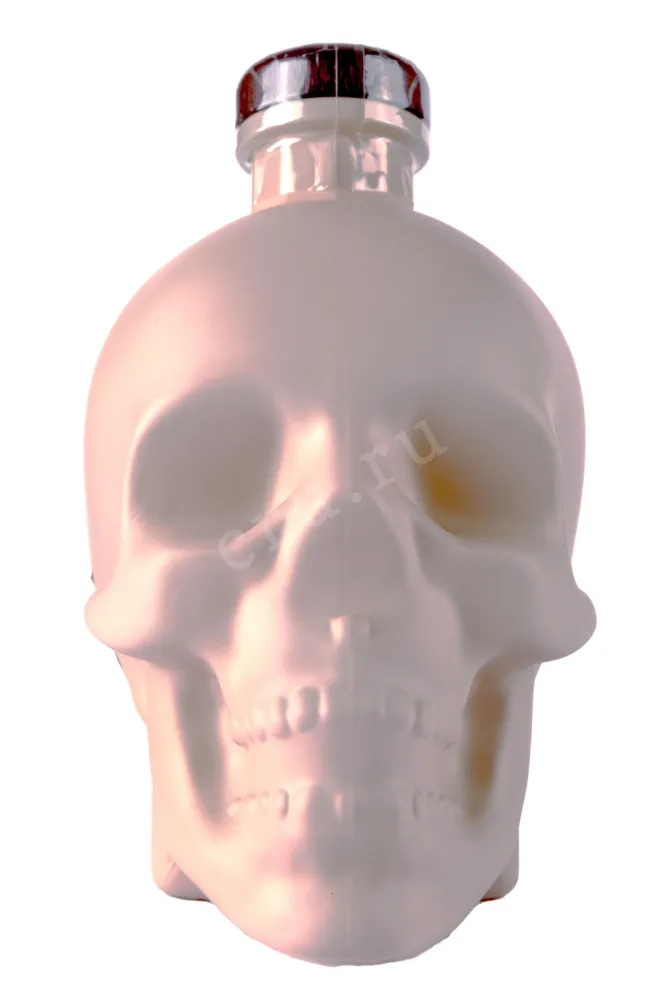 Водка Кристал Хэд костяная бутылка  0.7 л