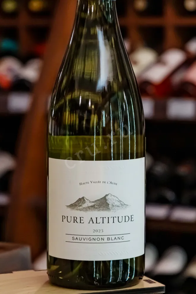 В магазине Крю Профи Pure Altitude Sauvignon Blanc IGP 2025 0.75 л