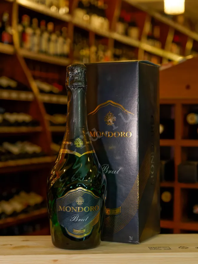 В магазине Крю Профи Mondoro Brut in gift box 0.75 л