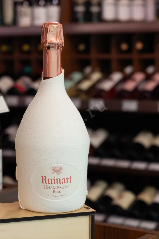 В магазине Крю Профи  Ruinart Rose Brut in the case 2022 0.75 л