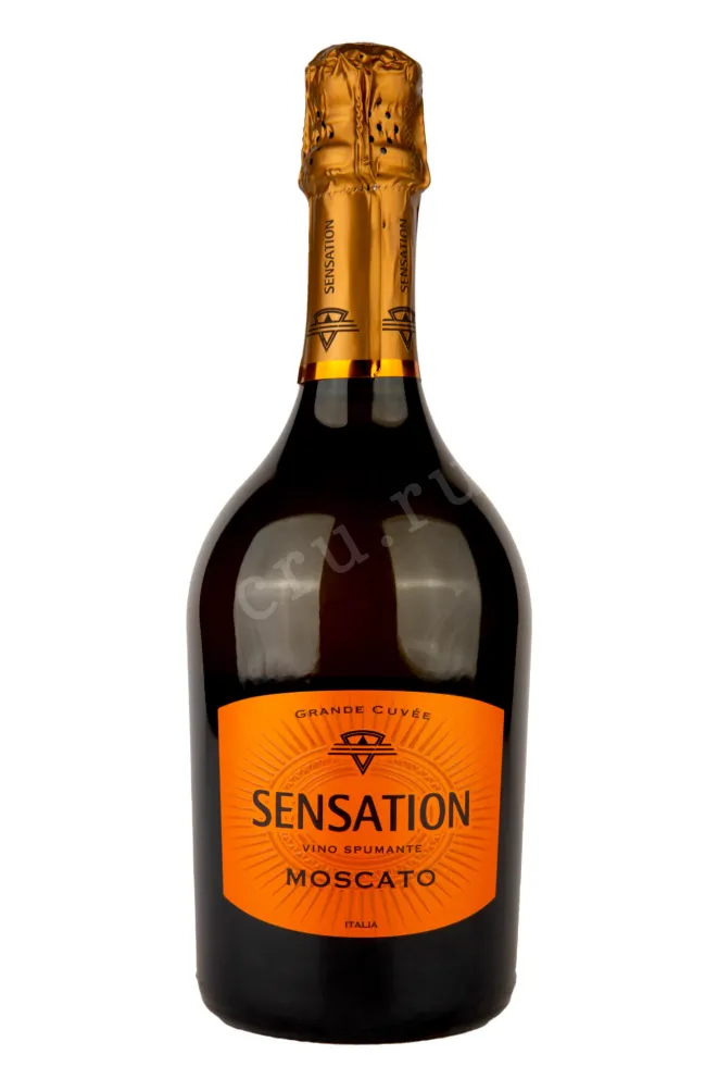 Игристое вино Moscato Spumante Sensation  0.75 л