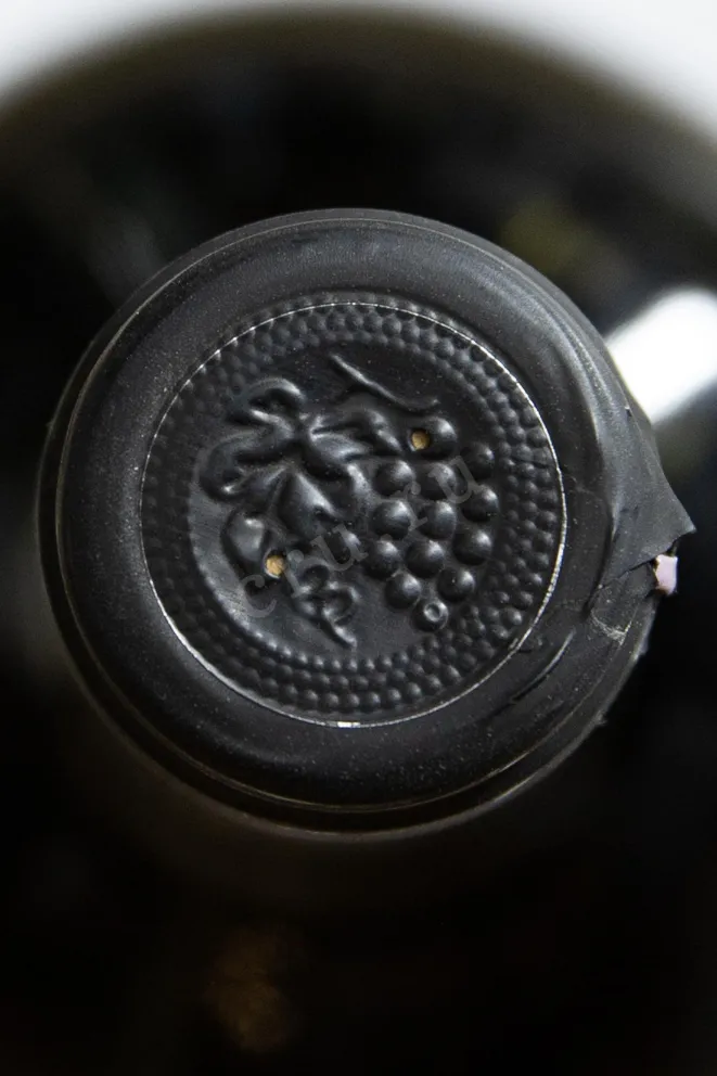 Пробка GRW Kindzmarauli from Kakheti 2022 0.75 л