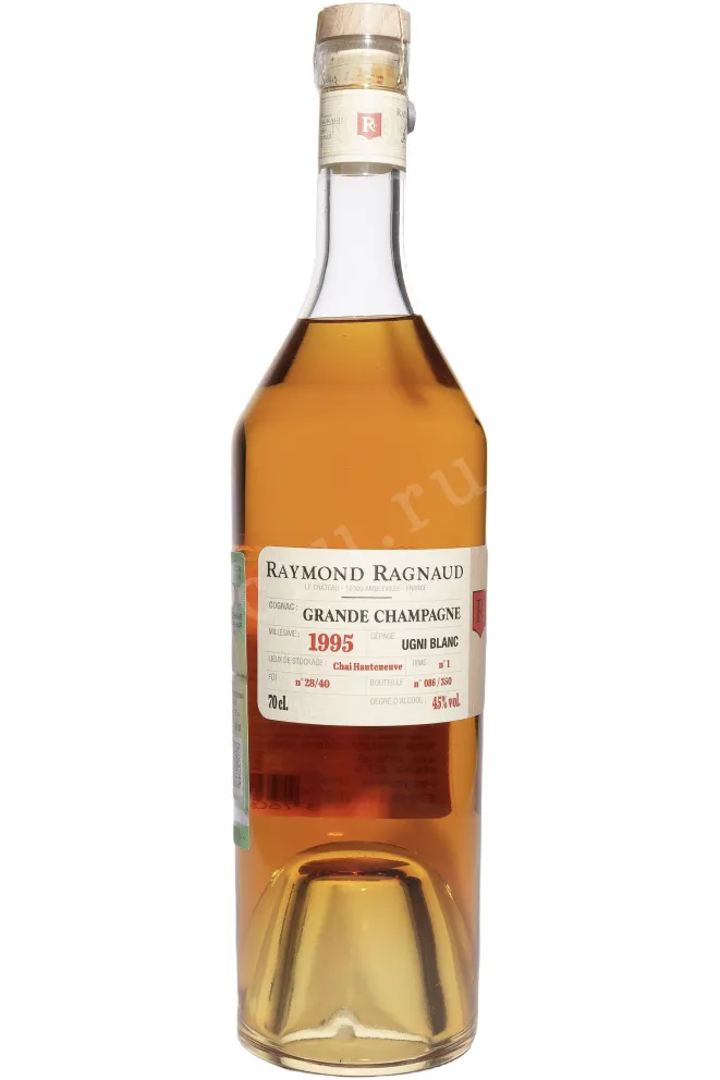 Бутылка Raymond Ragnaud Millesime Grande Champagne in gift box 1995 0.7 л