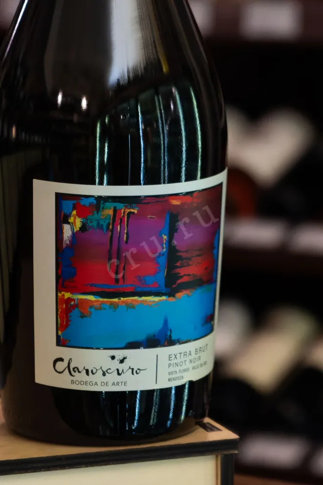 В магазине Крю Профи Claroscuro Extra Brut Pinot Noir 2022 0.75 л