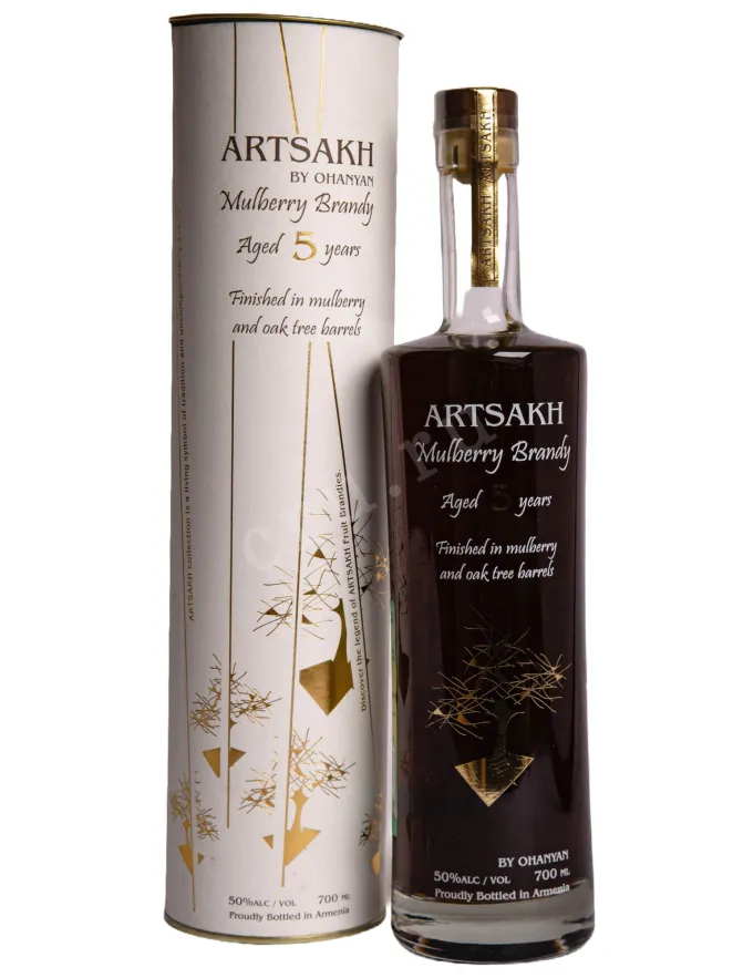 Водка  Арцах Тутовая в тубе  0.7 л