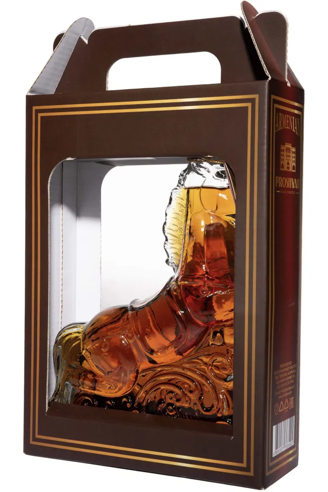 В подарочной коробке Proshyan Horse On Wave 7 Years Old in gift box 2017 0.5 л