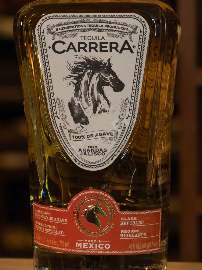 В магазине Крю Профи Carrera Reposado in gift box 0.75 л
