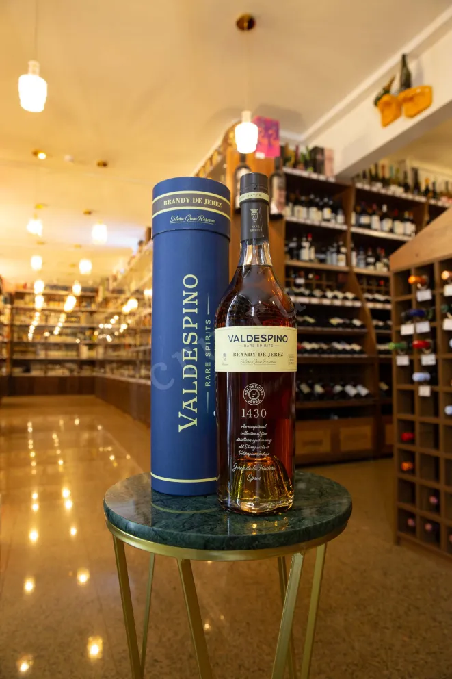 В магазине Крю Профи Valdespino Brandy de Jerez Solera Gran Reserva in tube 0.7 л