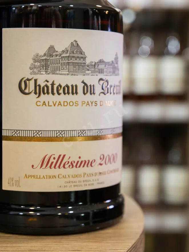В магазине Крю Профи Chateau du Breuil Millesime in gift box 2000 0.7 л