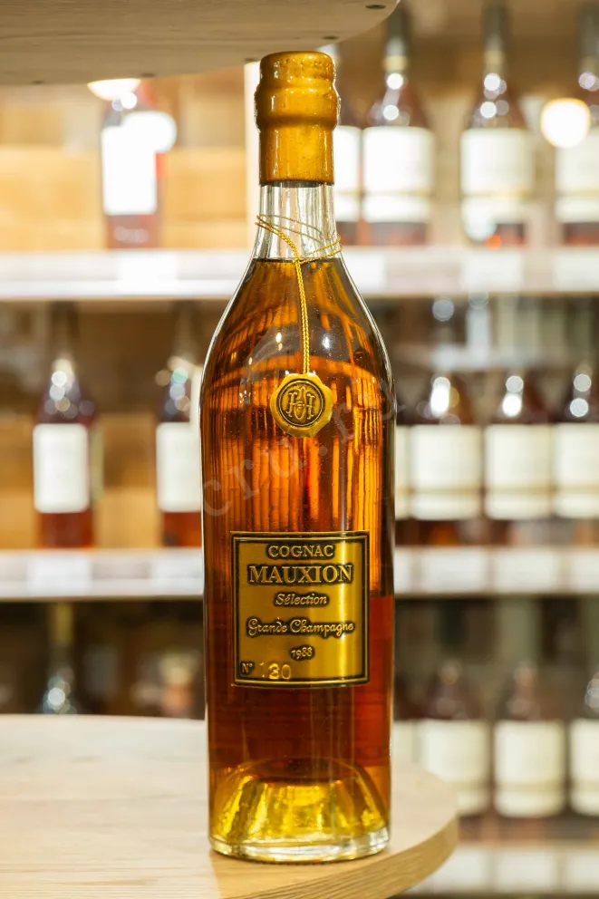 В магазине Крю Профи Mauxion Selection Grand Champagne 1988 0.7 л
