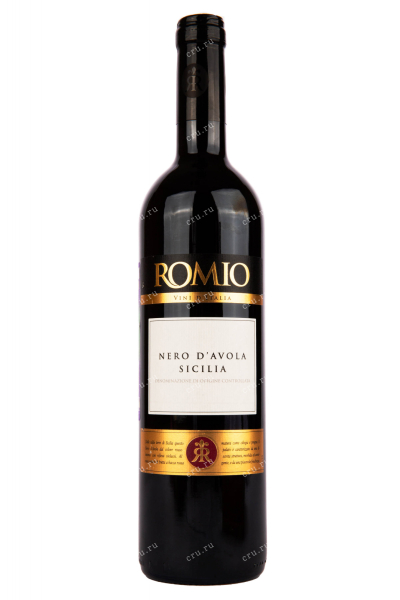 Вино Romio Nero d'Avola 2019 0.75 л