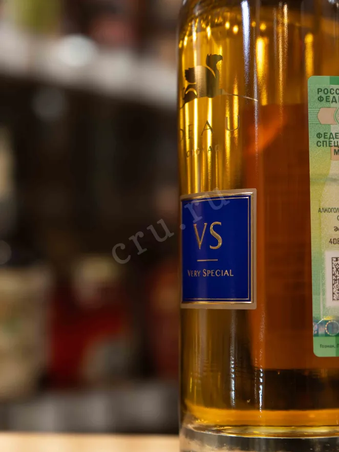 В магазине Крю Профи Deau VS in gift box 0.7 л