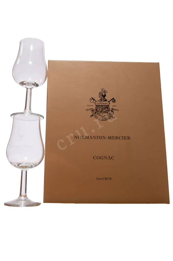 Набор с бокалами Normandin-Mercier Prestige Vielle Fine Champagne in gift box with 2 glasses 2015 0.7 л