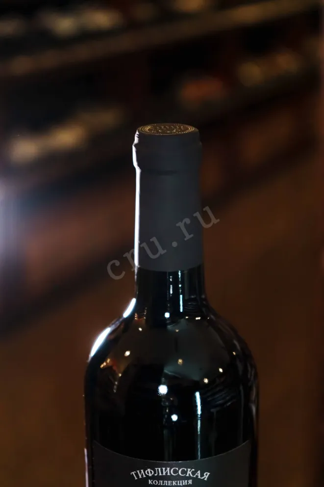 Пробка Tiflis Collection Kindzmarauli 2021 0.75 л