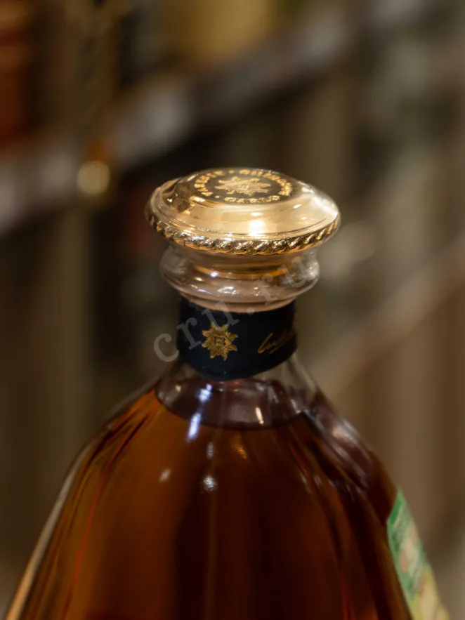 Пробка Carlo Bocchino Grappa Riserva gift box + 2 glasses 0.7 л