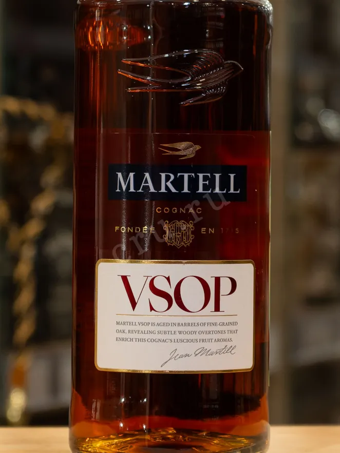 В магазине Крю Профи Martell VSOP 0.5 л