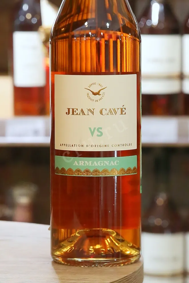 В магазине Крю Профи Jean Cave VS 1967 0.7 л