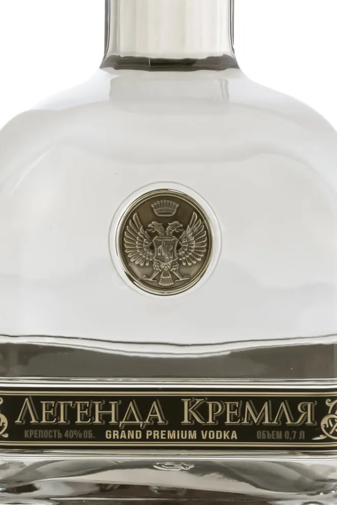 Этикетка Водка Легенда Кремля 40% 0,7л в п/у (зол/уп) Россия (скидки нет)